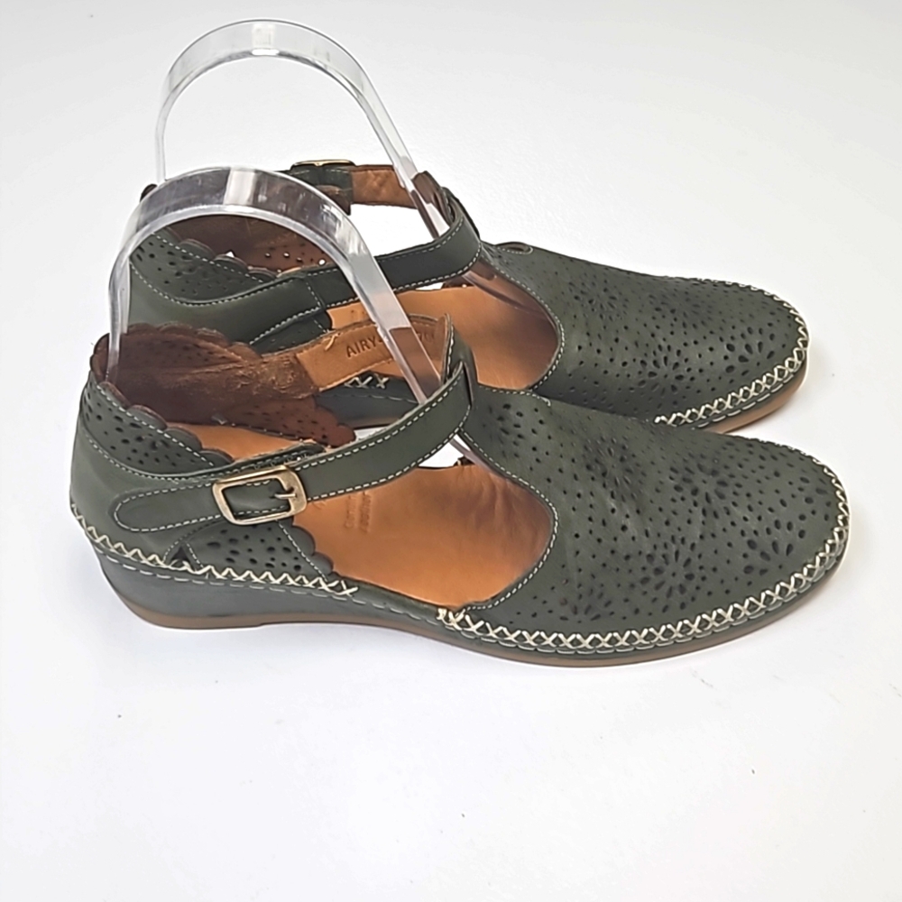 Spring Step NWOT